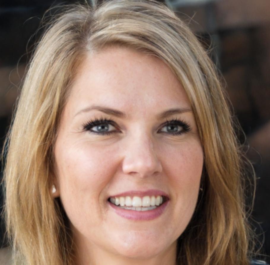 Sarah Müller Finance Director